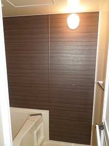 ユニットバス壁面にパロアシートを貼りました！ 